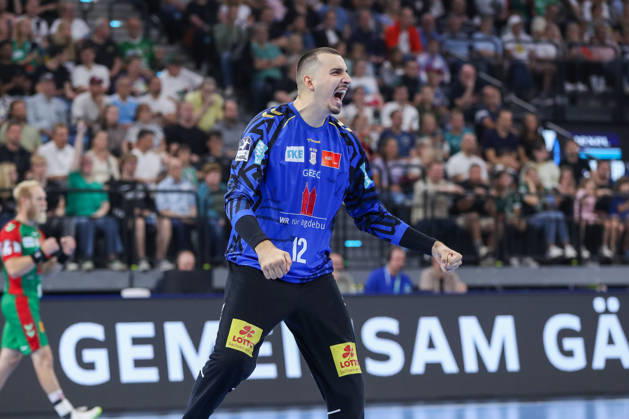 22.08.2026, xgox, Handball - Rexel Super-Cup, SC Magdeburg - Füchse Berlin emspor, v.l. Matej Mandic (Magdeburg, 12) Jubelt ueber gehaltenen Ball, abgewehrt, gehalten, Torhueter München