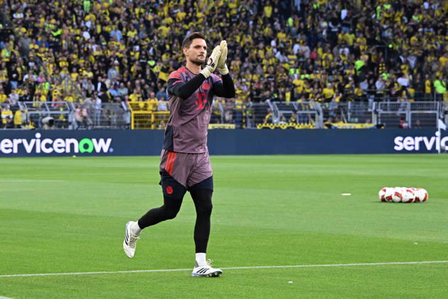 22.08.2026, xsltx, Fussball Franz Beckenbauer Supercup 2026, Borussia Dortmund - FC Bayern München v.l. Warmup warm up Aufwärmen aufwärmen vor dem Spiel Sven Ulreich (FC Bayern Muenchen) (DFL DFB REGULATIONS PROHIBIT ANY USE OF PHOTOGRAPHS as IMAGE SEQUENCES and or QUASI-VIDEO) Dortmund