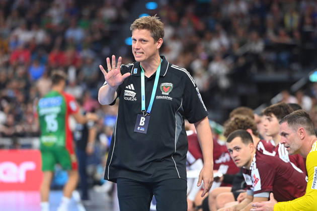 Trainer Nicolej KRICKAU (Fuechse Berlin), Gestik,gibt Anweisungen,Einzelbild, angeschnittenes Einzelmotiv,Halbfigur,halbe Figur. Handball Rexel Super Cup 2026 der Maenner SC Magdeburg vs. Fuechse Berlin 38-30 am 22.08.2026 SAP GARDEN Muenchen.