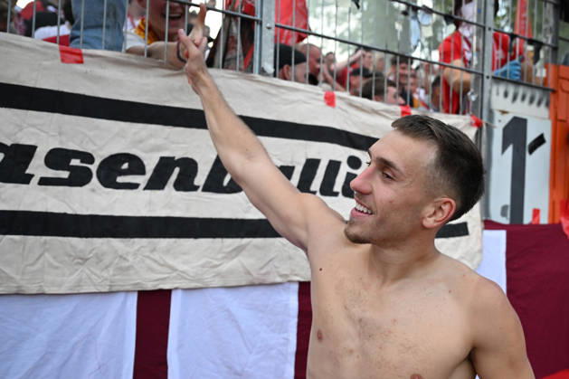 22.08.2026, xjhx, Fussball DFB Pokal 1.Runde, Eintracht Trier - RB Leipzig v.l. Jubel, Freude über den Sieg Brajan Gruda (RB Leipzig) Trier