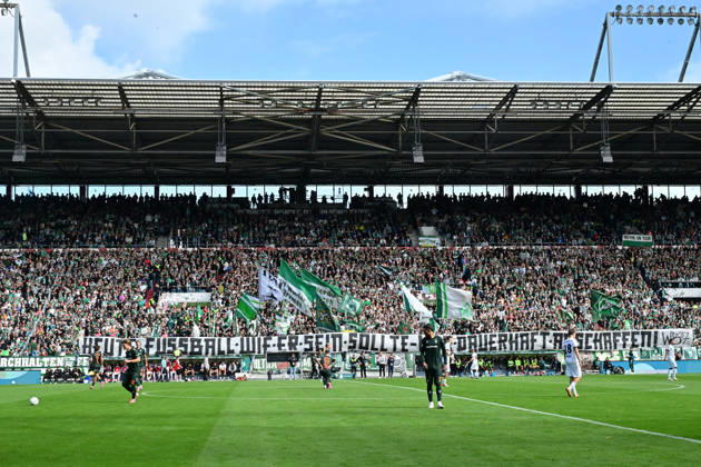 22.08.2026,GER Fußball, Männer,DFB Pokal, 1.Runde Saison 2026 2027, Hamburg, Lüneburger SK vs Werder Bremen Feature die Fans aus Bremen zeigen Banner DFB DFL regulations prohibit any use of photographs as image sequences and or quasi-video) Hamburg Millerntorstadion Hamburg Deutschland Copyright: xnordphotoxGmbH xWitkex