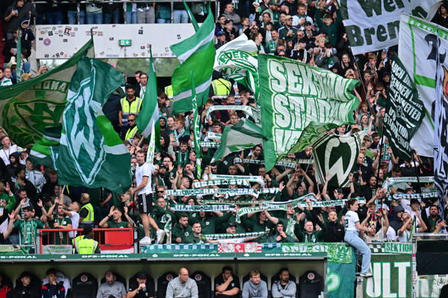 22.08.2026,GER Fußball, Männer,DFB Pokal, 1.Runde Saison 2026 2027, Hamburg, Lüneburger SK vs Werder Bremen Feature die Fans aus Bremen DFB DFL regulations prohibit any use of photographs as image sequences and or quasi-video) Hamburg Millerntorstadion Hamburg Deutschland Copyright: xnordphotoxGmbH xWitkex