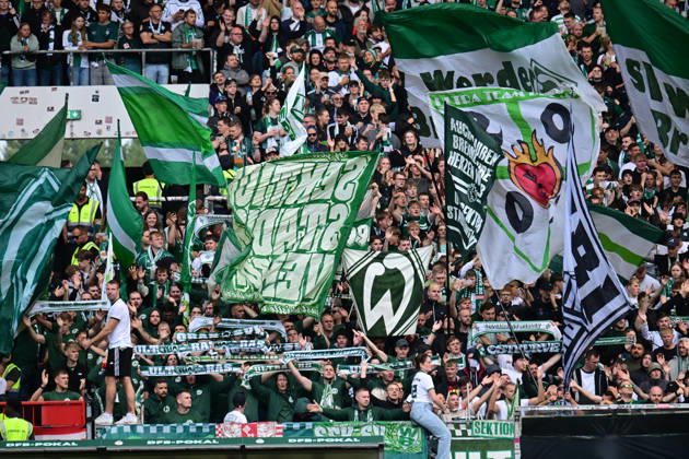 22.08.2026,GER Fußball, Männer,DFB Pokal, 1.Runde Saison 2026 2027, Hamburg, Lüneburger SK vs Werder Bremen Feature die Fans aus Bremen DFB DFL regulations prohibit any use of photographs as image sequences and or quasi-video) Hamburg Millerntorstadion Hamburg Deutschland Copyright: xnordphotoxGmbH xWitkex