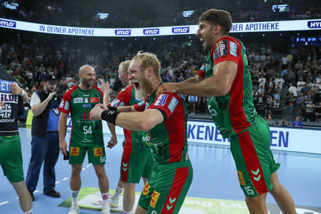 22.08.2026, xgox, Handball, Rexel Supercup 2026, SC Magdeburg - Füchse Berlin, v.l. Matthias Musche (Magdeburg, 6) Antonio Serradilla Cuenca (Magdeburg, 15) Jubel ueber den Sieg, Jubel nach Spielende München