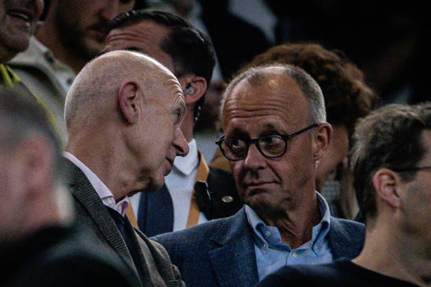 Bundeskanzler Friedrich Merz, Borussia Dortmund vs. FC Bayern Muenchen, Fussball, Franz Beckenbauer Supercup, 22.08.2026 DFB regulations prohibit any use of photographs as image sequences and or quasi-video Dortmund Nordrhein-Westfalen Deutschland