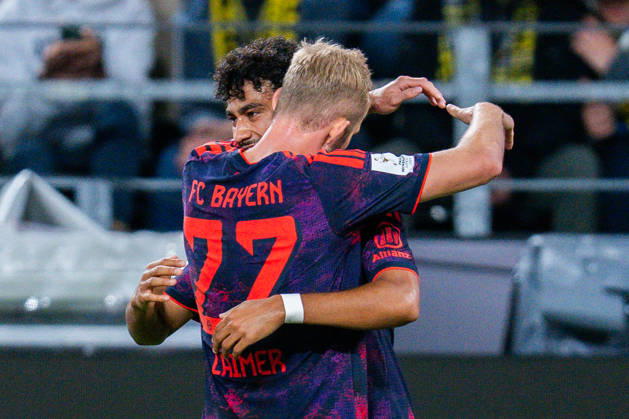 Supercup, Deutschland, Borussia Dortmund vs. FC Bayern München, 22.08.2026 im Signal Iduna Park Tor und Jubel zum 0:1 durch Nathaniel Brown mit Harry Kane und Joshua Kimmich Konrad Laimer Copyright: xBahhoxKarax