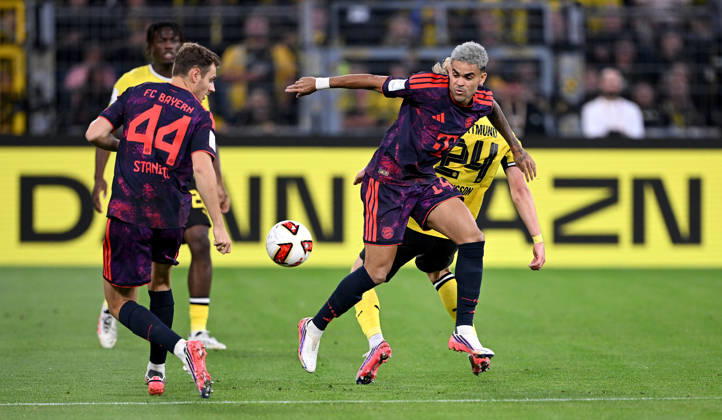 Fussball Supercup Saison 2026 2027 22.08.2026 Borussia Dortmund - FC Bayern Muenchen Luis Diaz (FC Bayern Muenchen)