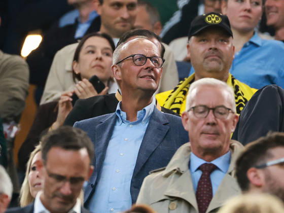 Franz Beckenbauer Supercup 2026 - Borussia Dortmund - FC Bayern München am 22.08.2026 im Signal Iduna Park in Dortmund, Bundeskanzler Friedrich Merz (CDU), auf der Tribüne.