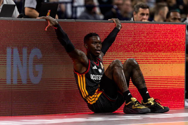 HAMBURG, GERMANY - AUGUST 22: Dennis Schroeder (Schröder, Schroder, Germany, 17) sitting on the sideline exhausted during the Turkish Airlines Basketball Supercup final match between Germany vs. Croatia at Barclays Arena on August 22, 2026 in Hamburg, Germany. Hamburg Germany Copyright: xSteffiexWunderlx