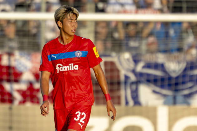 München, Deutschland 22. August 2026: DFB-Pokal - 2026 2027 - 1. Runde - TSV 1860 München gegen Holstein Kiel Im Bild: Hiroki Sekine (Kiel) DFB DFL regulations prohibit any use of photographs as image sequences and or quasi-video Grünwalder Stadion Bayern Copyright: xFotostandx xSchäferx