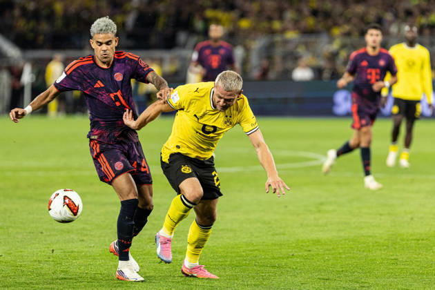 Franz-Beckenbauer-Supercup 2026: Borussia Dortmund - FC Bayern München; 22.08.2026 Julian Ryerson (Borussia Dortmund, 26), Luis Diaz (FC Bayern München, 14) Franz-Beckenbauer-Supercup 2026: Borussia Dortmund - FC Bayern München; Signal Iduna Park, Dortmund; 22.08.2026 Copyright: xBEAUTIFULxSPORTS Buriakovx