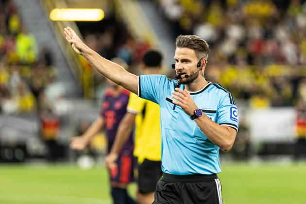 Franz-Beckenbauer-Supercup 2026: Borussia Dortmund - FC Bayern München; 22.08.2026 Daniel Schlager (Schiedsrichter, Bietigheim) Franz-Beckenbauer-Supercup 2026: Borussia Dortmund - FC Bayern München; Signal Iduna Park, Dortmund; 22.08.2026 Copyright: xBEAUTIFULxSPORTS Buriakovx