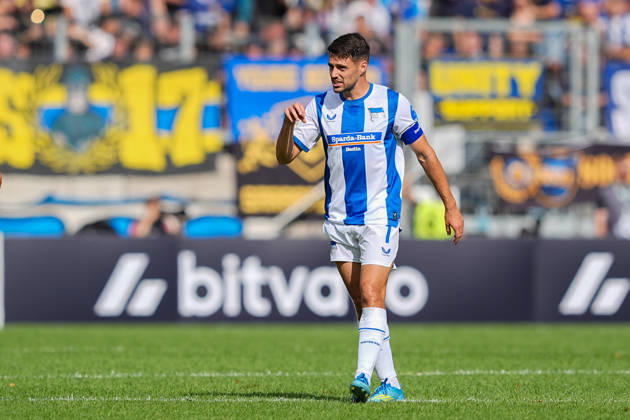 22.08.2026, xydrx, Fußball, DFB Pokal, 1. FC Saarbrücken - Hertha BSC, Saison 2026 2027, Ludwigsparkstadion: Josip Brekalo (Hertha BSC, 7) DFB regulations prohibit any use of photographs as image sequences and or quasi-video. Copyright: HMBxMedia YannisxDreimann