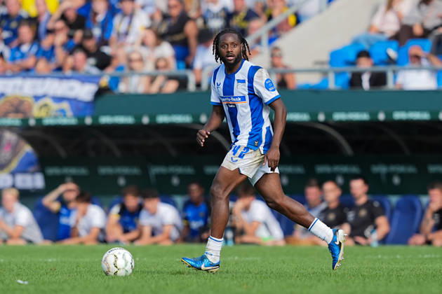 22.08.2026, xydrx, Fußball, DFB Pokal, 1. FC Saarbrücken - Hertha BSC, Saison 2026 2027, Ludwigsparkstadion: Deyovaisio Zeefuik (Hertha BSC, 42) DFB regulations prohibit any use of photographs as image sequences and or quasi-video. Copyright: HMBxMedia YannisxDreimann