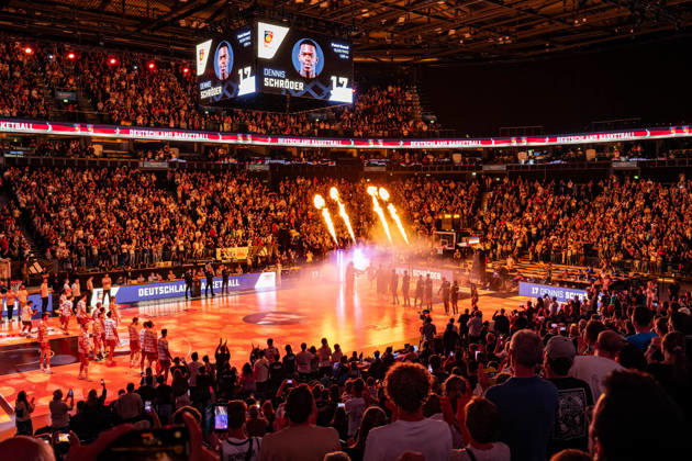 Basketball Hamburg 22.08.2026 Turkish Airlines Supercup 2026 Finale Deutschland (GER) - Kroatien (CRO) Teamvorstellung Deutschland Dennis Schröder Schroeder (Deutschland, No.17) Schröder Schroder