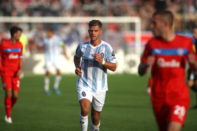 Fussball, Herren, DFB-Pokal, 1.Hauptrunde, Saison 2026 2027, TSV 1860 München - Holstein Kiel, Grünwalder Stadion Florian Niederlechner (TSV 1860 München) im Laufen