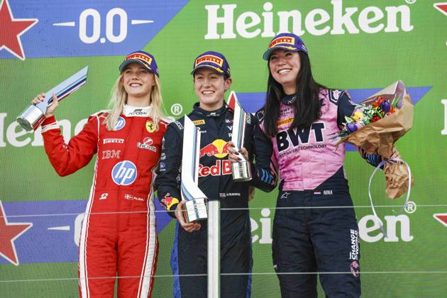 F1 - DUTCH GRAND PRIX 2026 PALMOWSKI Alisha (uk), Campos racing supported by Red Bull racing, Tatuus F4-T421, portrait LARSEN Alba (dnk), MP Motorsport supported by Ferrari, Tatuus F4-T421, portrait GADEMAN Nina (nld), MP Motorsport supported by Alpine,Tatuus F4-T421, portrait podium during the Formula 1 Dutch Grand Prix 2026, 12th round of the 2026 Formula One World Championship, WM, Weltmeisterschaft from July 21 to 23, 2026 on the Circuit Zandvoort, in Zandvoort, Netherlands - ZandvoortNetherlands  Copyright: xXavixBonillax
