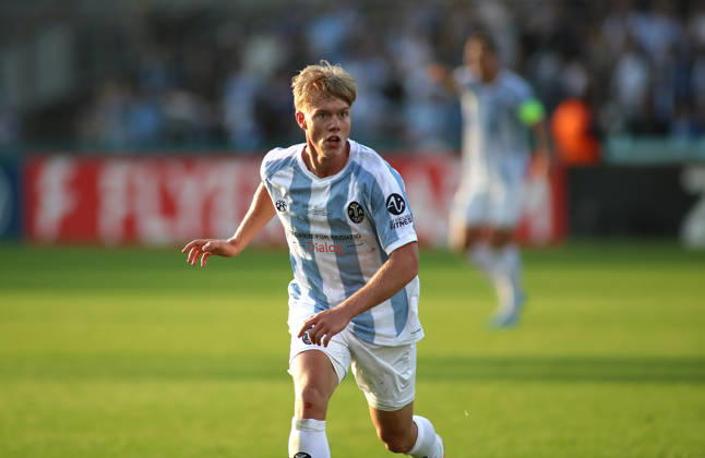 Fussball, Herren, DFB-Pokal, 1.Hauptrunde, Saison 2026 2027, TSV 1860 München - Holstein Kiel, Grünwalder Stadion Fabio Wagner (TSV 1860 München) in Aktion, Kopf, Oberkörper