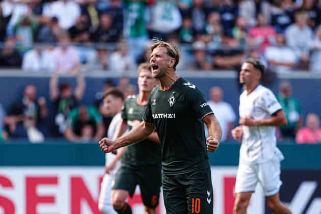 Torjubel nach Tor zum 0:2 per Elfmeter Strafstoss Niclas Füllkrug (SV Werder Bremen, 10) GER, Lüneburger SK Hansa vs. SV Werder Bremen, Fußball, DFB-Pokal, 1. Runde, Saison 2026 2027, 22.08.2026 GER, Lüneburger SK Hansa vs. SV Werder Bremen, Fußball, DFB-Pokal, 1. Runde, Saison 2026 2027, 22.08.2026 Hamburg Copyright: xEibner-Pressefoto MarcelxvonxFehrnx EP_MFN