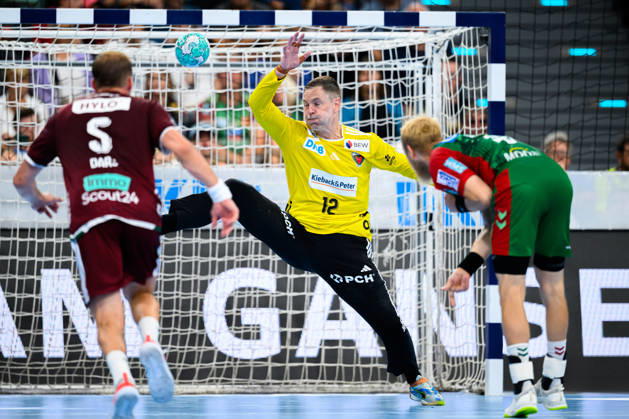 Muenchen: HBL Super Cup 2026 - SC Magdeburg - Fuechse Berlin Torhueter Andreas Palicka (Berlin), Matthias Musche (SC Magdeburg) Muenchen SAP Garden Bayern Deutschland