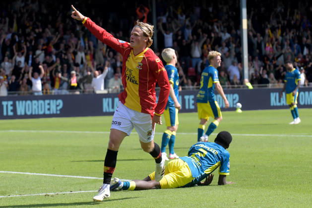 2026-08-23 Go Ahead Eagles v ADO Den Haag - VriendenLoterij Eredivisie DEVENTER, NETHERLANDS - AUGUST 23: Soren Tengstedt of Go Ahead Eagles celebrates 1-0 during the VriendenLoterij Eredivisie match between Go Ahead Eagles and ADO Den Haag at De Adelaarshorst on August 23, 2026 in Deventer, Netherlands. Deventer De Adelaarshorst Netherlands Content not available for redistribution in The Netherlands directly or indirectly through any third parties. Copyright: xDennisxBresserx