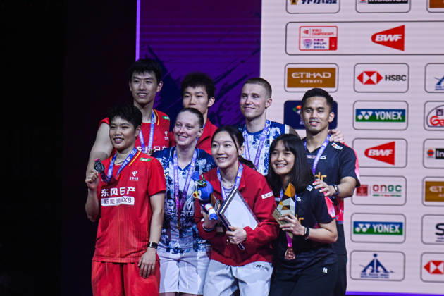 India BWF Championships 2026 Finalists of the Mixed Doubles category pose for pictures with their medals at the BWF World Championships 2026 in New Delhi, India, on August 23, 2026. New Delhi Delhi India  Copyright: xKabirxJhangianix originalFilename:jhangiani-indiabwf260823_npHNt