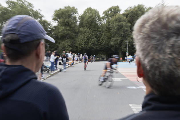 IRONMAN 70.3 Leipzig 2026: Radsegment, Sachsenbrücke Athletinnen und Athleten beim IRONMAN 70.3 Leipzig am 23. August 2026 während beim Radfahren. Der Wettkampf über die Halbdistanz umfasst 1,9 Kilometer Schwimmen, 90 Kilometer Radfahren und 21,1 Kilometer Laufen und ist Teil der internationalen IRONMAN-70.3-Serie.