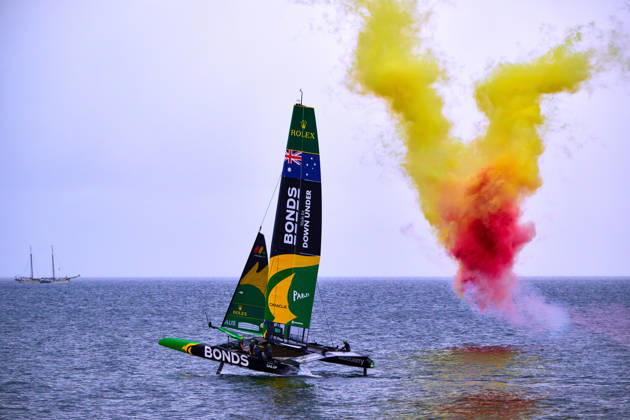 GER, Sail GP, Rockwool Germany Sail Grand Prix, Sassnitz, 22.-23.08.2026, Deutschland, Samstag, 23.08.2026, Renntag 2, BONDS FLYING ROOS - Sail GP Team - Australia; Driver - Tom Slingsby, gewinnt das Finale Rennen, GER, Sail GP, Rockwool Germany Sail Grand Prix, Sassnitz, 22.-23.08.2026, Deutschland, Samstag, 23.08.2026, Renntag 2, Copyright: xClaudiusxRauchx