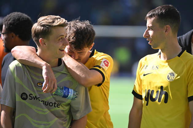 BERN, SWITZERLAND - AUGUST 23: Lewin Blum of Young Boys l), celebrating the victory with Christian Fassnacht of Young Boys c) and Sandro Lauper of Young Boys r) during the Swiss Super League match between BSC Young Boys and FC Vaduz at Stadion Wankdorf on August 23, 2026 in Bern, Switzerland. Bern Stadion Wankdorf Bern Switzerland Copyright: xJustPictures.ch ManuelxWinterbergerx jp-en-EuSpIm-MWI_2480