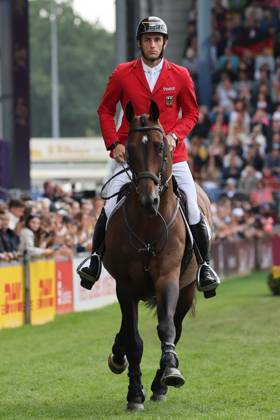 Richard Vogel (GER, Deutschland) mit Pferd United Touch S, aktueller Europameister und Sieger des Rolex Grand Prix von Aachen 2026 (CHIO Aachen), FEI Jumping World Championship, WM, Weltmeisterschaft Third Competition Individual Final LONGINES-Prize, Longines-Preis, Parcourbesichtigung, Springen, Enttäuschung, Fehler, Jumping, AACHEN - FEI World Championships 2026, Finale Weltfest des Pferdesports, Reitsport Weltmeisterschaft 2026, Aachen 2026, Welcome Home 2026, Aachener Soers, 11. bis 23. August 2026, Reitsport, 23.08.2026, Aachen Aachener Soers Deutschland