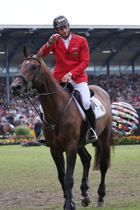 Richard Vogel (GER, Deutschland) mit Pferd United Touch S, aktueller Europameister und Sieger des Rolex Grand Prix von Aachen 2026 (CHIO Aachen), FEI Jumping World Championship, WM, Weltmeisterschaft Third Competition Individual Final LONGINES-Prize, Longines-Preis, Parcourbesichtigung, Springen, Enttäuschung, Fehler, Jumping, AACHEN - FEI World Championships 2026, Finale Weltfest des Pferdesports, Reitsport Weltmeisterschaft 2026, Aachen 2026, Welcome Home 2026, Aachener Soers, 11. bis 23. August 2026, Reitsport, 23.08.2026, Aachen Aachener Soers Deutschland
