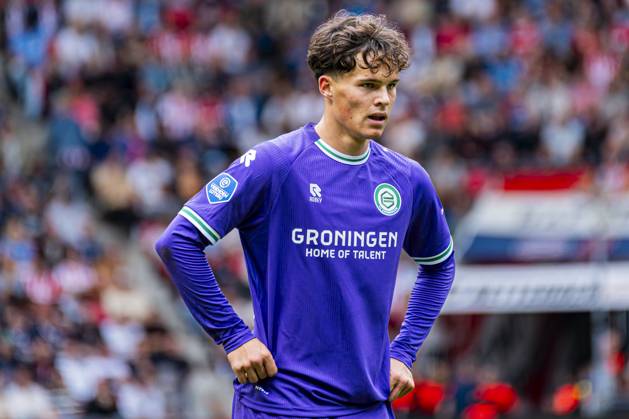 EINDHOVEN - Thom van Bergen of FC Groningen during the Eredivisie match between PSV Eindhoven and FC Groningen at the Philips Stadium on August 23, 2026 in Eindhoven, the Netherlands. KEVIN SENDERS ANP Eredivisie 2026 27 xVIxANPxSportx xMarcelxterxBalsxIVx 566111696 originalFilename: 566111696