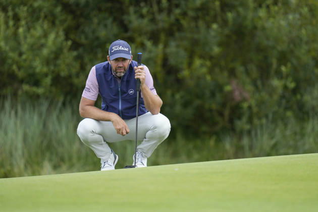 BALMEDIE, SCOTLAND - AUG 23: Scott Jamieson (SCO) lines up a putt on the eighteenth green during Round 4 at the 2026 Nexo Championship at the Trump International Golf Links, Balmedie on August 23, 2026 in Aberdeenshire, Scotland The 2026 Nexo Championship