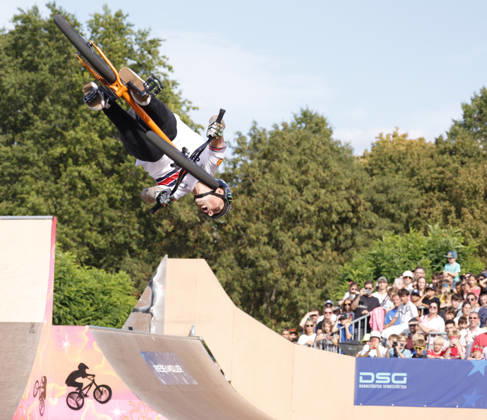 23.08.2026 Finale Männer bei der UEC BMX Freestyle Park Europameisterschaft in Darmstadt Ausrichter VC Darmstadt hier Dylan Hessey (GBR) Darmstadt Hessen Deutschland