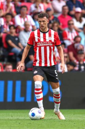EINDHOVEN - PSV Eindhoven aanvaller Ivan Perisic tijdens de Vriendenloterij eredivisie wedstrijd tussen PSV en FC Groningen in Philips stadion op 23 augustus 2026 in Eindhoven , Nederland. -