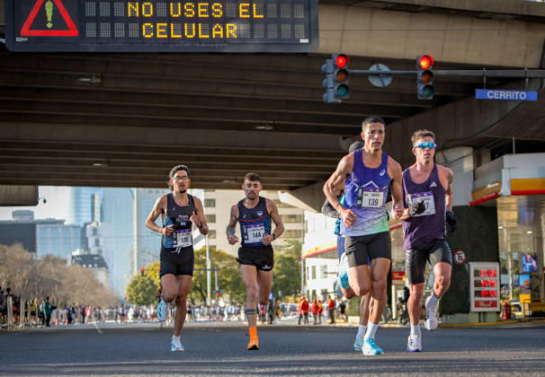 TRACK AND FIELD - Marathon - Buenos Aires 21K Half Marathon Photo by IPA ABACAPRESS.COM87735862 - Runners at the 21K Buenos Aires Half Marathon particPhoto by IPA ABACAPRESS.COMting in the street race in Argentina. Buenos Aires Argentina  Copyright: xIPAxSport ABACAx