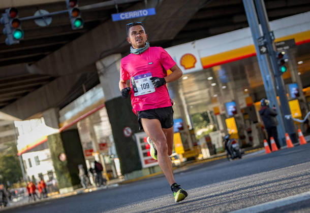 TRACK AND FIELD - Marathon - Buenos Aires 21K Half Marathon Photo by IPA ABACAPRESS.COM87735910 - Runners at the 21K Buenos Aires Half Marathon competing in the street race in Argentina. Buenos Aires Argentina  Copyright: xIPAxSport ABACAx