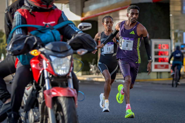 TRACK AND FIELD - Marathon - Buenos Aires 21K Half Marathon Photo by IPA ABACAPRESS.COM87735871 - Runners at the 21K Buenos Aires Half Marathon particPhoto by IPA ABACAPRESS.COMting in the street race in Argentina. Buenos Aires Argentina  Copyright: xIPAxSport ABACAx