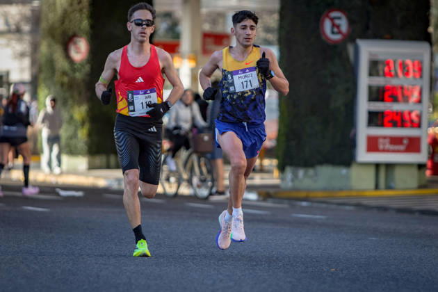 TRACK AND FIELD - Marathon - Buenos Aires 21K Half Marathon Photo by IPA ABACAPRESS.COM87735881 - Runners at the 21K Buenos Aires Half Marathon particPhoto by IPA ABACAPRESS.COMting in the street race in Argentina. Buenos Aires Argentina  Copyright: xIPAxSport ABACAx