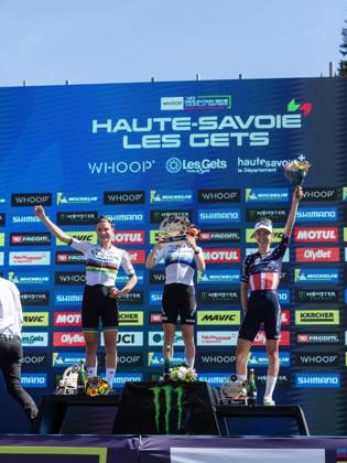 UCI coupe du monde Cross country elite femmes Compagnon Michel MAXPPP - Les Gets 23 08 2026 UCI coupe du monde Cross country elite femmes 1ere Frei Sina Suisse 2eme Rissved Jenny Suede 3eme Blunk Savilia USA The 2026 UCI Mountain Bike World Series