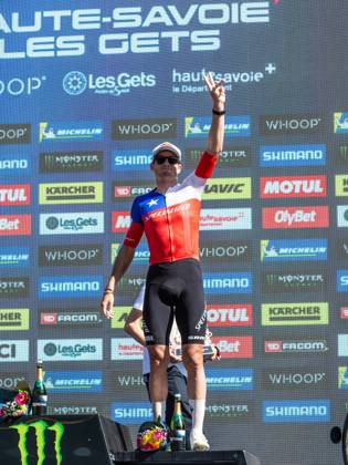 UCI coupe du monde cross country elite hommes Compagnon Michel MAXPPP - Les Gets 23 08 2026 UCI coupe du monde cross country elite hommes 1er Boichis Adrien France 2eme Van der Poel Mathieu Nederland 3eme Vidaurre Kossmann Martin CHI The 2026 UCI Mountain Bike World Series