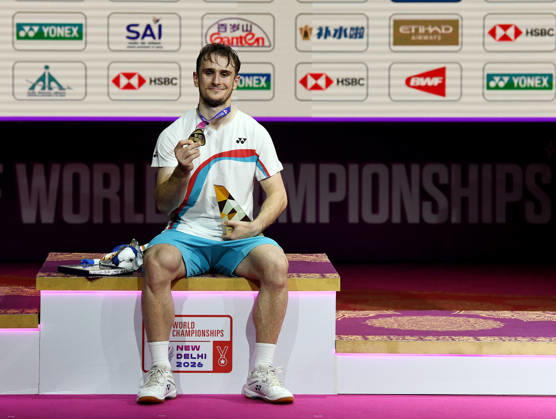 2026 BWF World Championships Finals: France Beats Japan New Delhi, Aug 23 (ANI): France s Alex Lanier clinches gold in the men s singles final match against Japan s Kodai Naraoka at the BWF World Championships at Indira Gandhi Indoor Stadium, in New Delhi on Sunday. NEW DELHI Delhi India Copyright: xANIx ANI_20260823320