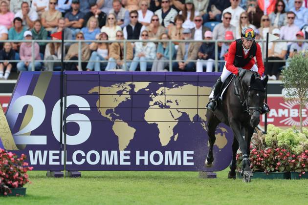 Marcus Ehning (GER, Deutschland) mit Pferd Coolio 42 am WM-Sprung, WM-Mauer, WM-Hindernis, Coolio verliert sein Hufeisen , Springen, FEI Jumping World Championship, WM, Weltmeisterschaft , FEI Jumping World Championship, Competition Individual Final, Longines-Prize, Longines-Preis, Finale Einzelwertung, Jumping , AACHEN - FEI World Championships 2026, Weltfest des Pferdesports, Reitsport Weltmeisterschaft 2026, Aachen 2026, Welcome Home 2026, Aachener Soers, 11. bis 23. August 2026, Reitsport, 23.08.2026, Aachen Aachener Soers Deutschland