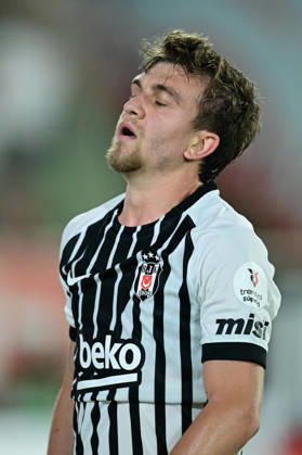 Alanyaspor v Besiktas - Turkish Super Lig ANTALYA, TURKIYE - AUGUST 23: Besiktas player Ridvan Yilmaz reacts during the Turkish Super Lig 2nd week match between Corendon Alanyaspor and Besiktas at Alanya Oba Stadium in Antalya, Turkiye on August 23, 2026. Orhan Cicek Anadolu Antalya Turkey. Editorial use only. Please get in touch for any other usage. Copyright: x2026xAnadoluxOrhanxCicekx