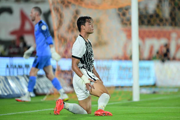 Alanyaspor v Besiktas - Turkish Super Lig ANTALYA, TURKIYE - AUGUST 23: Besiktas player Hyeongyu Oh reacts during the Turkish Super Lig 2nd week match between Corendon Alanyaspor and Besiktas at Alanya Oba Stadium in Antalya, Turkiye on August 23, 2026. Orhan Cicek Anadolu Antalya Turkey. Editorial use only. Please get in touch for any other usage. Copyright: x2026xAnadoluxOrhanxCicekx