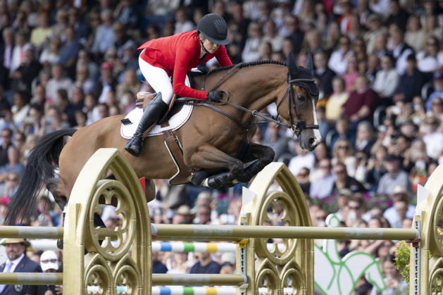 Sophie HINNERS (GER) auf Iron Dames Singclair, im Sprung, Einzelbild, Einzelaktion, im Springen S3, Umlauf A, FEI Jumping World Championship, WM, Weltmeisterschaft - Individual Final - LONGINES-Preis, am 23.08.2026, FEI Reit Weltmeisterschaft Aachen 2026 vom 11. - 23.08.2026 in Aachen Deutschland; Â