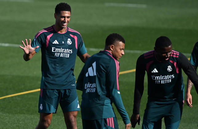 Real Madrid s training session MADRID, SPAIN - AUGUST 25: Jude Bellingham (L), Kylian Mbappe (C) and Antonio Rudiger (R) of Real Madrid take part in a training session at the club s Valdebebas training facilities ahead of their La Liga match against Real Sociedad, on August 25, 2026 in Madrid, Spain. Burak Akbulut Anadolu Madrid Spain. Editorial use only. Please get in touch for any other usage.  Copyright: x2026xAnadoluxBurakxAkbulutx
