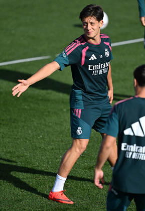 Real Madrid s training session MADRID, SPAIN - AUGUST 25: Arda Guler of Real Madrid takes part in a training session at the club s Valdebebas training facilities ahead of their La Liga match against Real Sociedad, on August 25, 2026 in Madrid, Spain. Burak Akbulut Anadolu Madrid Spain. Editorial use only. Please get in touch for any other usage.  Copyright: x2026xAnadoluxBurakxAkbulutx