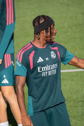ESP: Real Madrid Training day Yan Diomande of Real Madrid during the training day of Real Madrid ahead the Spanish League, LaLiga EA Sports, football match against Real Sociedad at Ciudad Deportiva Real Madrid in Valdebebas, Madrid on August 25, 2026, Spain Madrid Spain Copyright: xAgenciaxLOFx