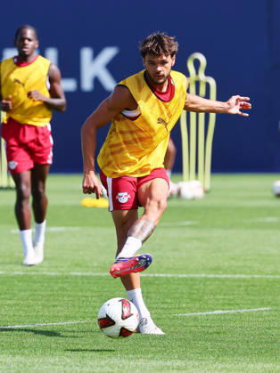 RB Leipzig - Training Bundesliga Leipzig, 25.08.2026, Trainingszentrum Cottaweg, Fußball Bundesliga , RB LEIPZIG - Training, Saisonvorbereitung zur Saison 2026 27 , Im Bild: Max Finkgräfe Finkgraefe (35, RB Leipzig) ,